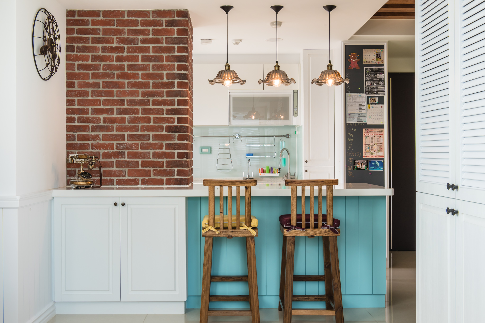 跳躍繽紛的符號