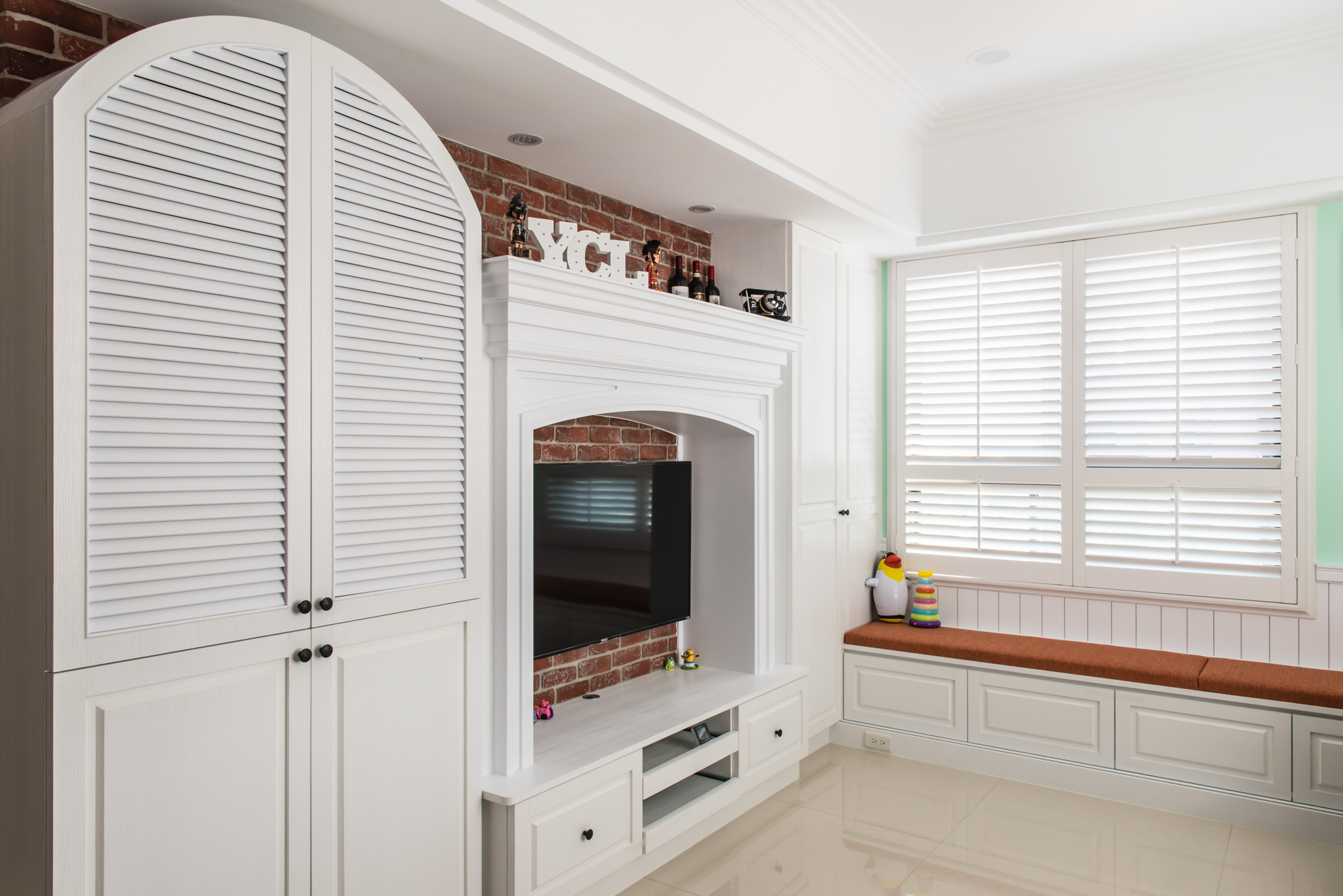 跳躍繽紛的符號