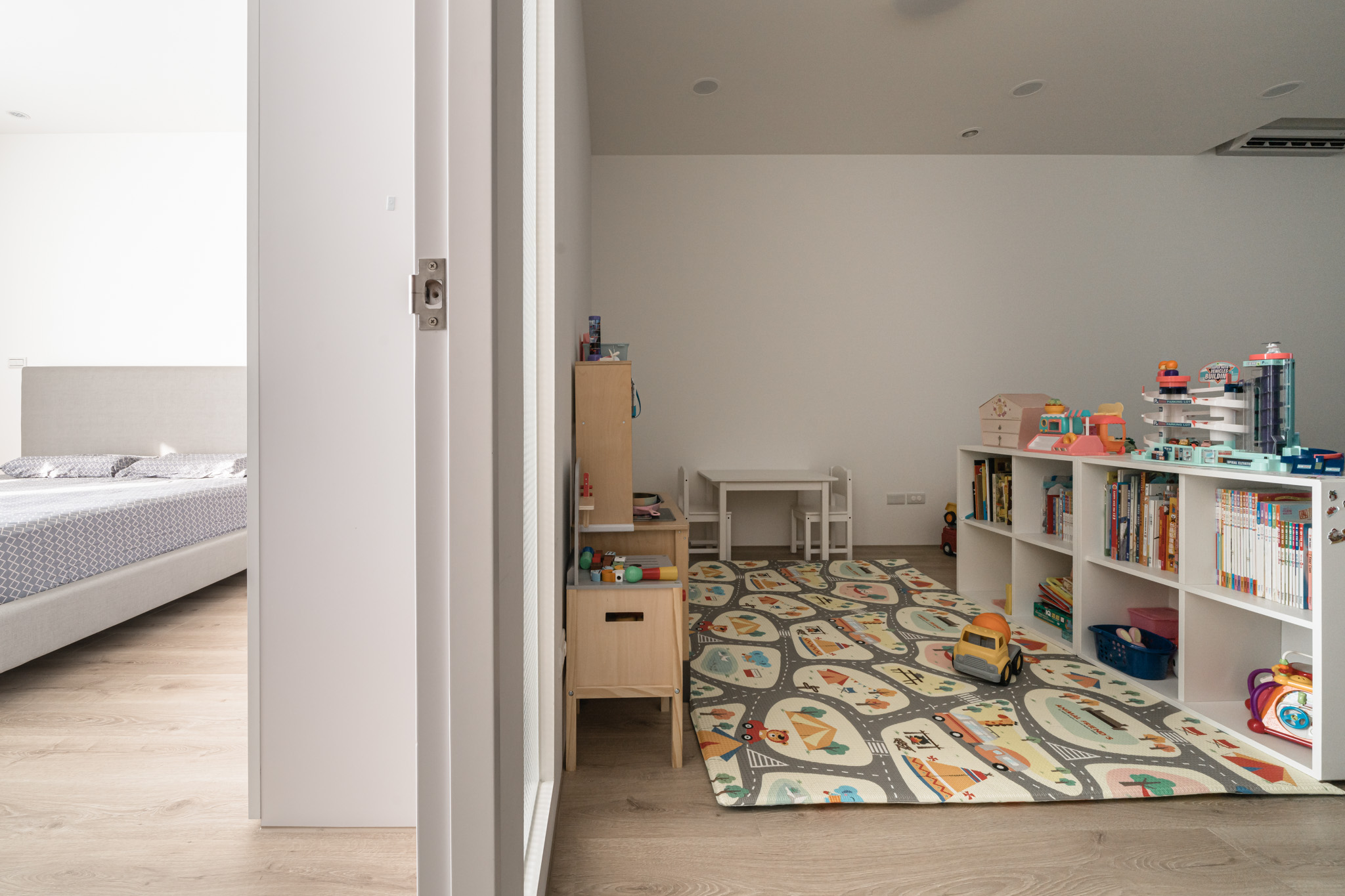 【建構與留白】