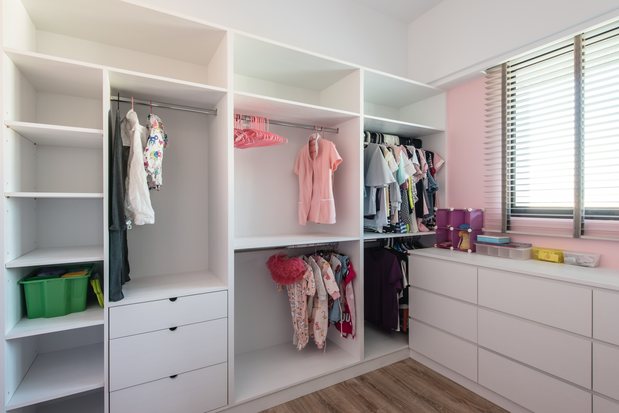 跳躍繽紛的符號