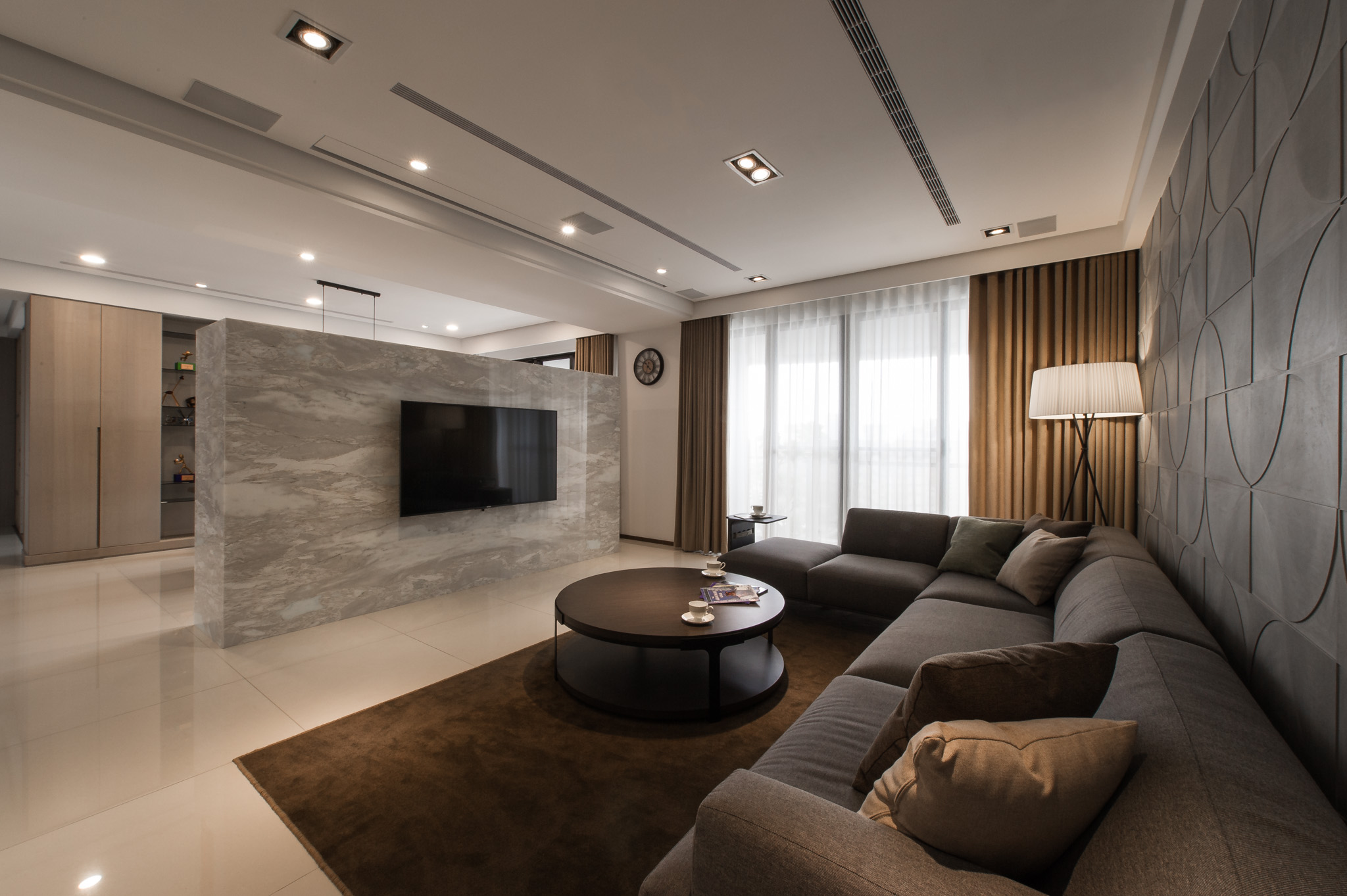 【灰調幾何詩意】