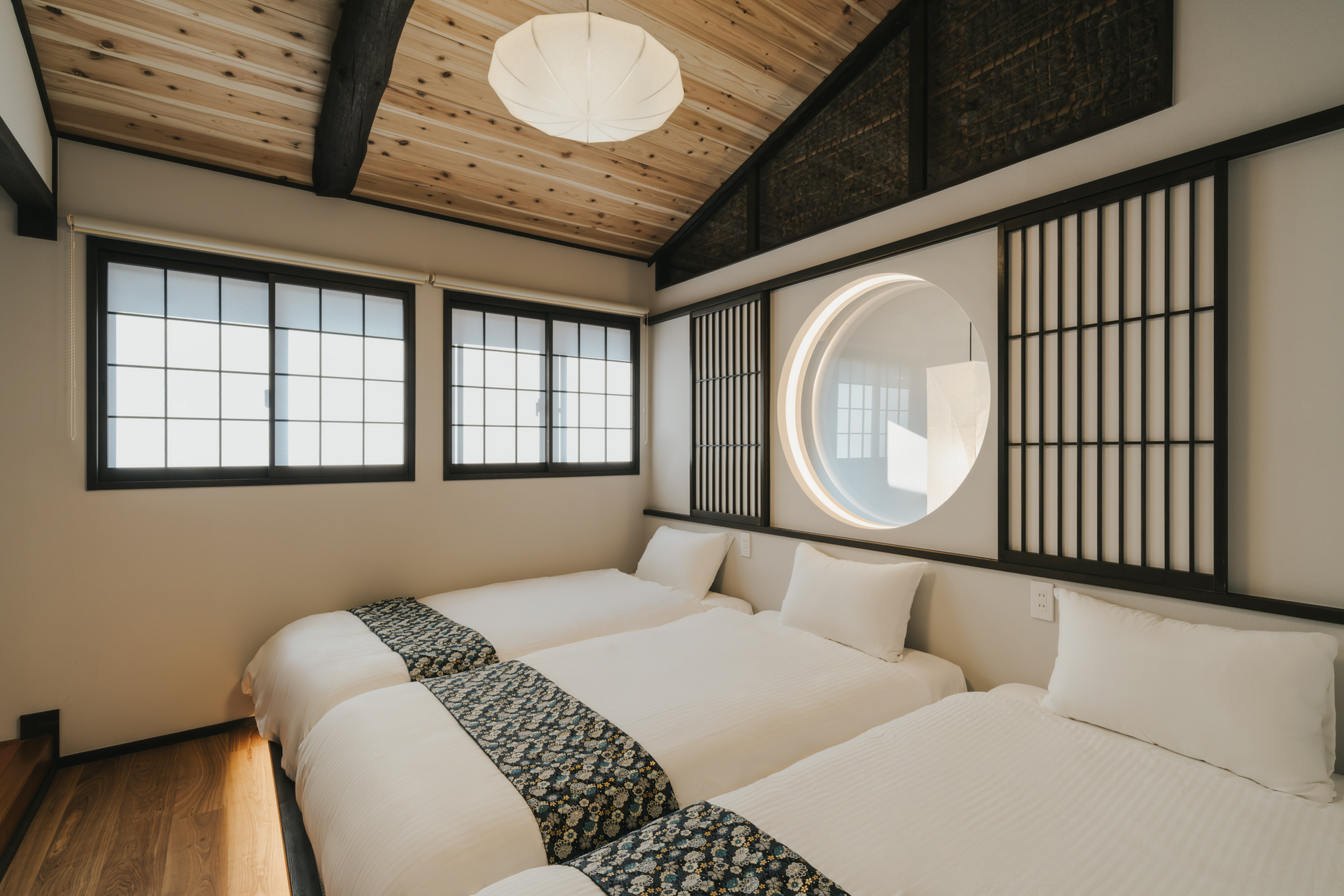 【京都中殿田町 百合】